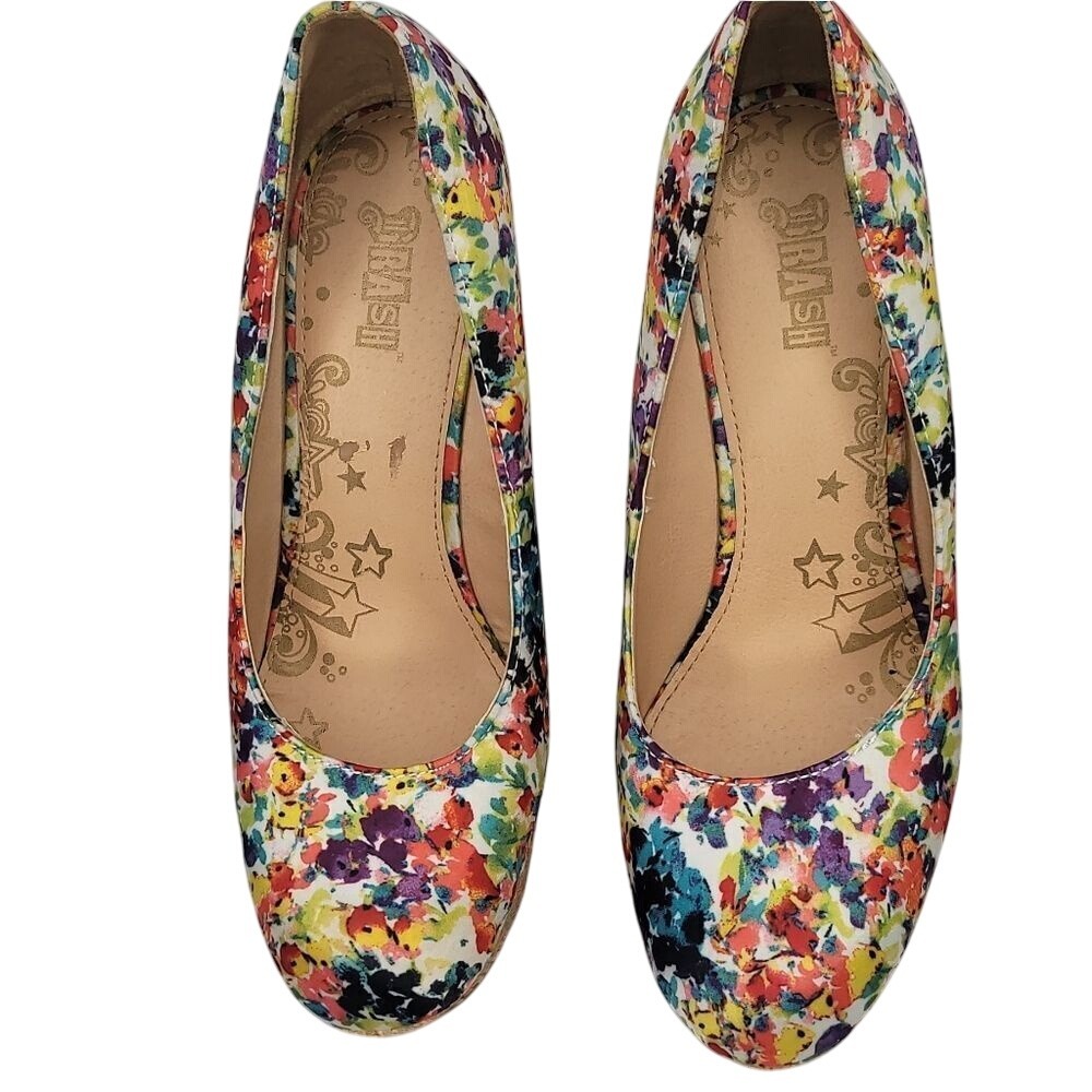 Brash  Summer‎ Wildflower Platform Closed Toe Shoes